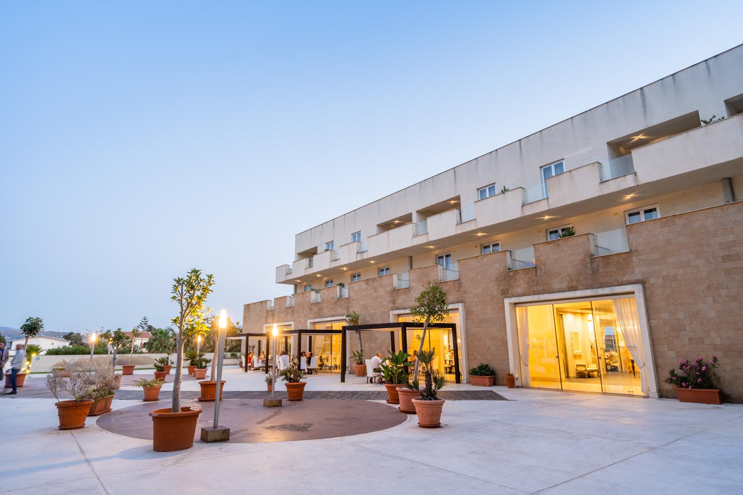 Capo Peloro Hotel (Adults Only) Торре-Фаро Экстерьер фото
