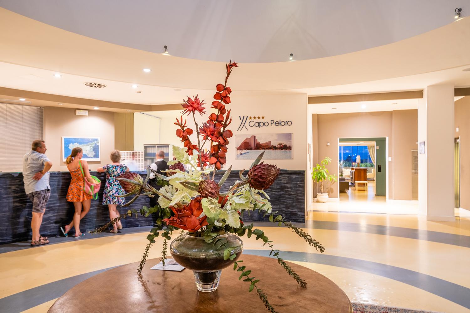Capo Peloro Hotel (Adults Only) Торре-Фаро Экстерьер фото